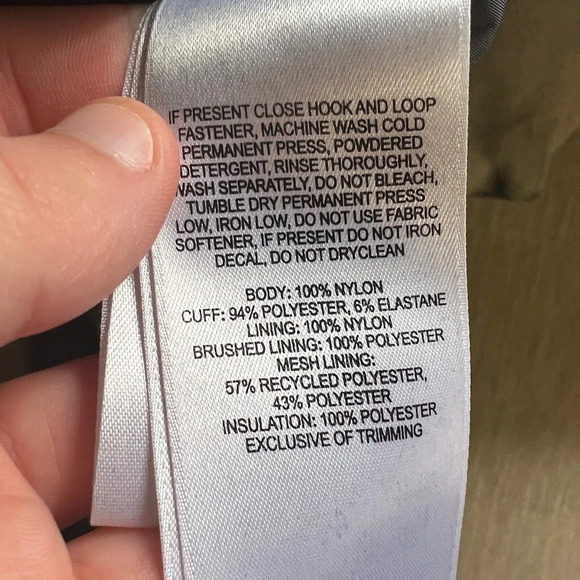 Columbia Omni-Tech Zig-Zag Winter Jacket - Medium - Picture 10 of 15